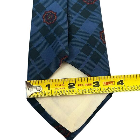 Chloe Men’s Tartan Plaid Neck Tie Blue Black 100% Silk Preppy Old Money Academia - Picture 3 of 3